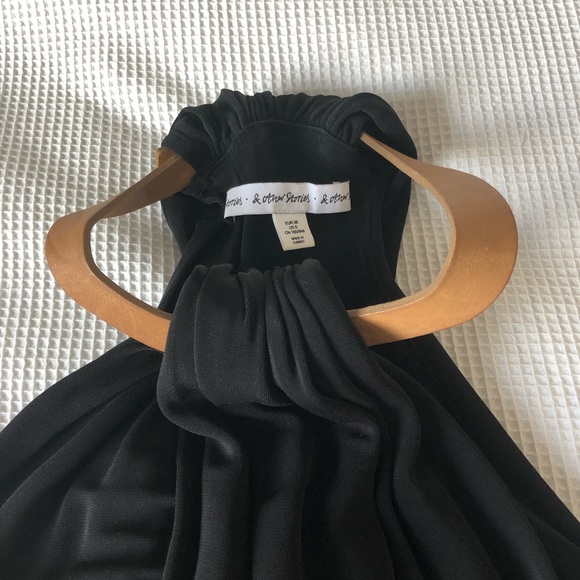 &OtherStories black halter dress - Picture 5 of 6